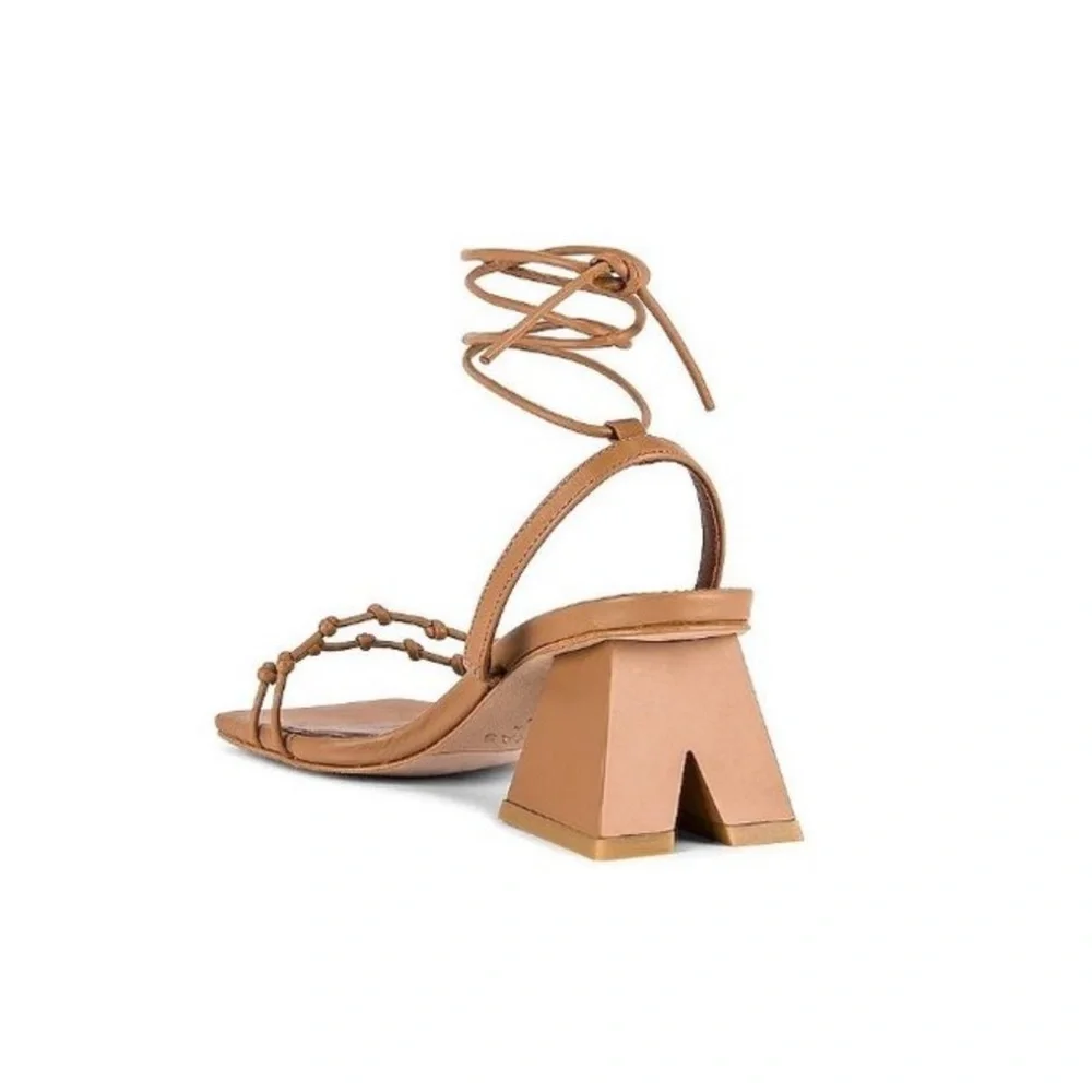 ALOHAS juniper Sandal in Camel, EU: Size 38